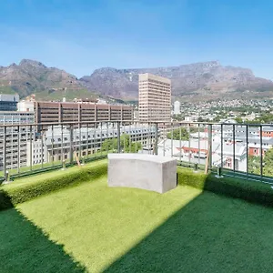 apt-habitat-by-totalstay.hotels-capetown.com/